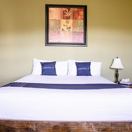 Capital O Hotel Villa Azura Текате Екстер'єр фото