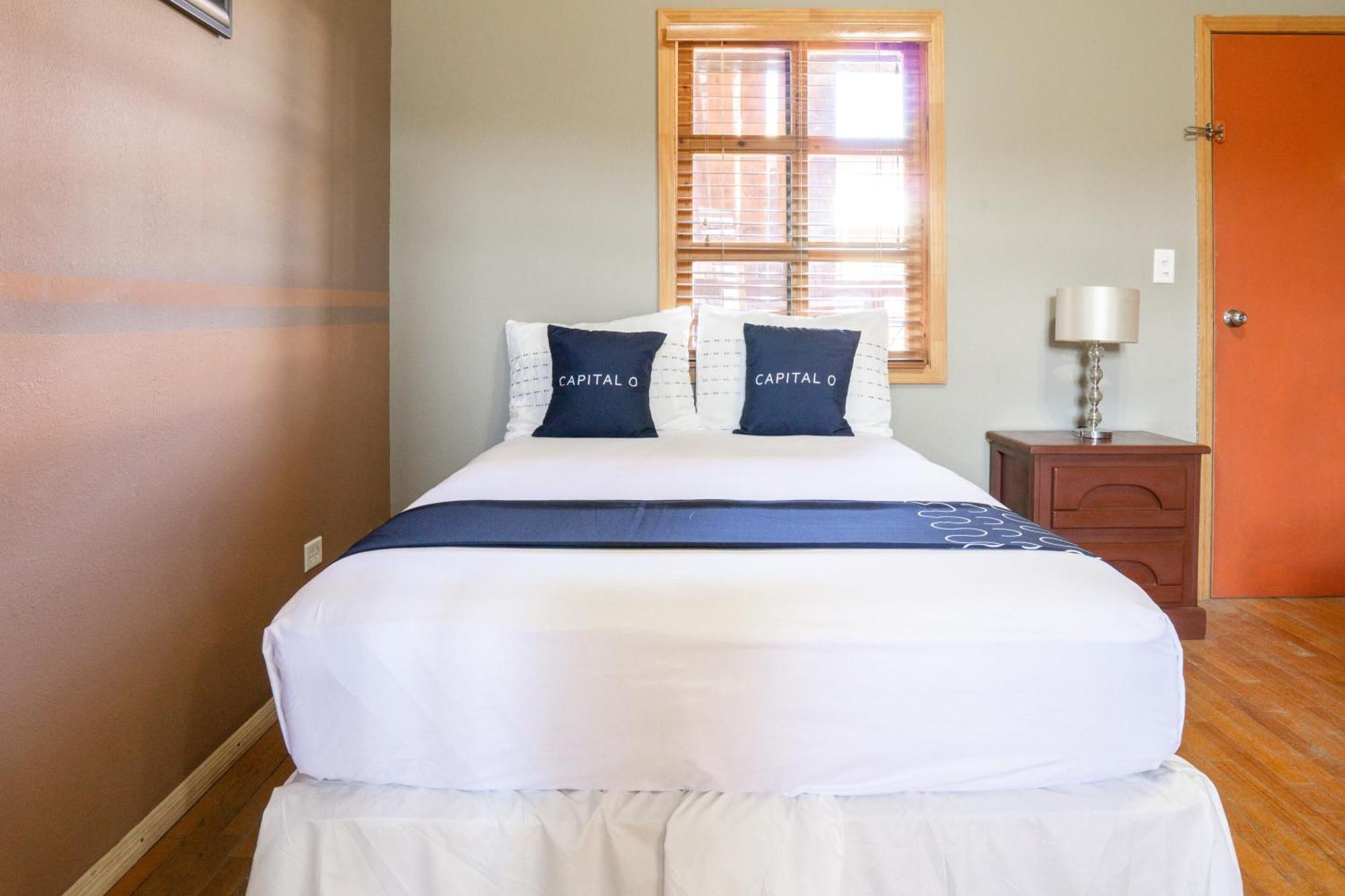 Capital O Hotel Villa Azura Текате Екстер'єр фото